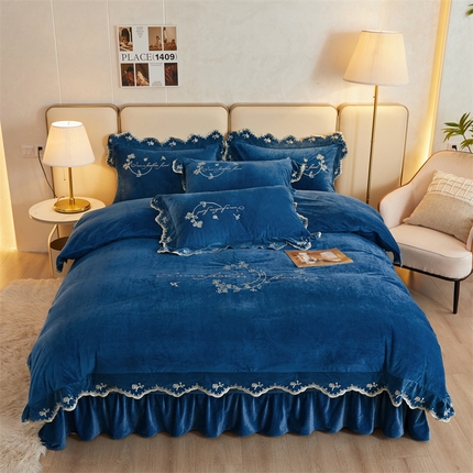 91家纺网 家纺一手货源 找家纺 （总）恒爱家纺 2023新款宝宝绒花好月圆床单款四件套