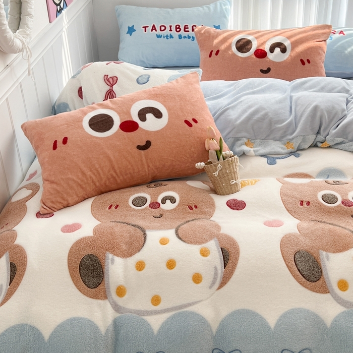 91家纺网 家纺一手货源 找家纺 顾里家纺 2023新款ins韩风∙立体牛奶雪花绒系列四件套 大眼熊