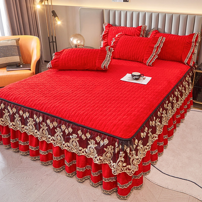 91家纺网 家纺一手货源 找家纺 虹星家纺 2023新款牛奶绒夹棉蕾丝可拆卸床裙系列单床裙 梦幻巴黎 大红