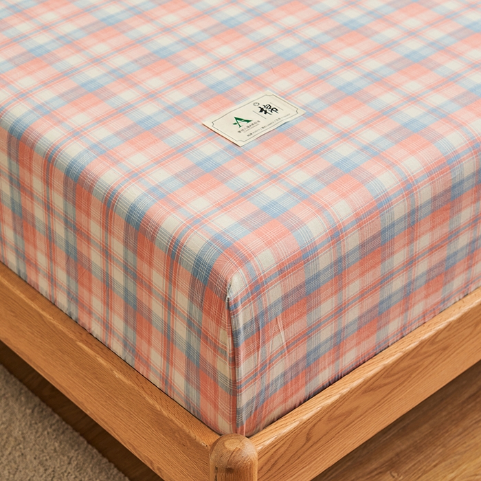 91家纺网 家纺一手货源 找家纺 21度C 2024新款色织全棉水洗棉床笠 七分格粉