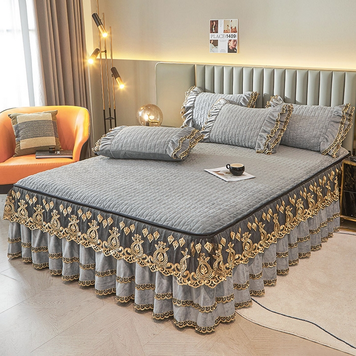 91家纺网 家纺一手货源 找家纺 虹星家纺 2023新款牛奶绒夹棉蕾丝可拆卸床裙系列单床裙 梦幻巴黎 时尚灰