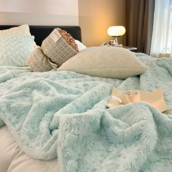 91家纺网 家纺一手货源 找家纺 秀色 2025新款A类冬季600g双面加厚保暖兔毛毯子午睡空调毯沙发毯盖毯-朵拉 朵拉-天青蓝