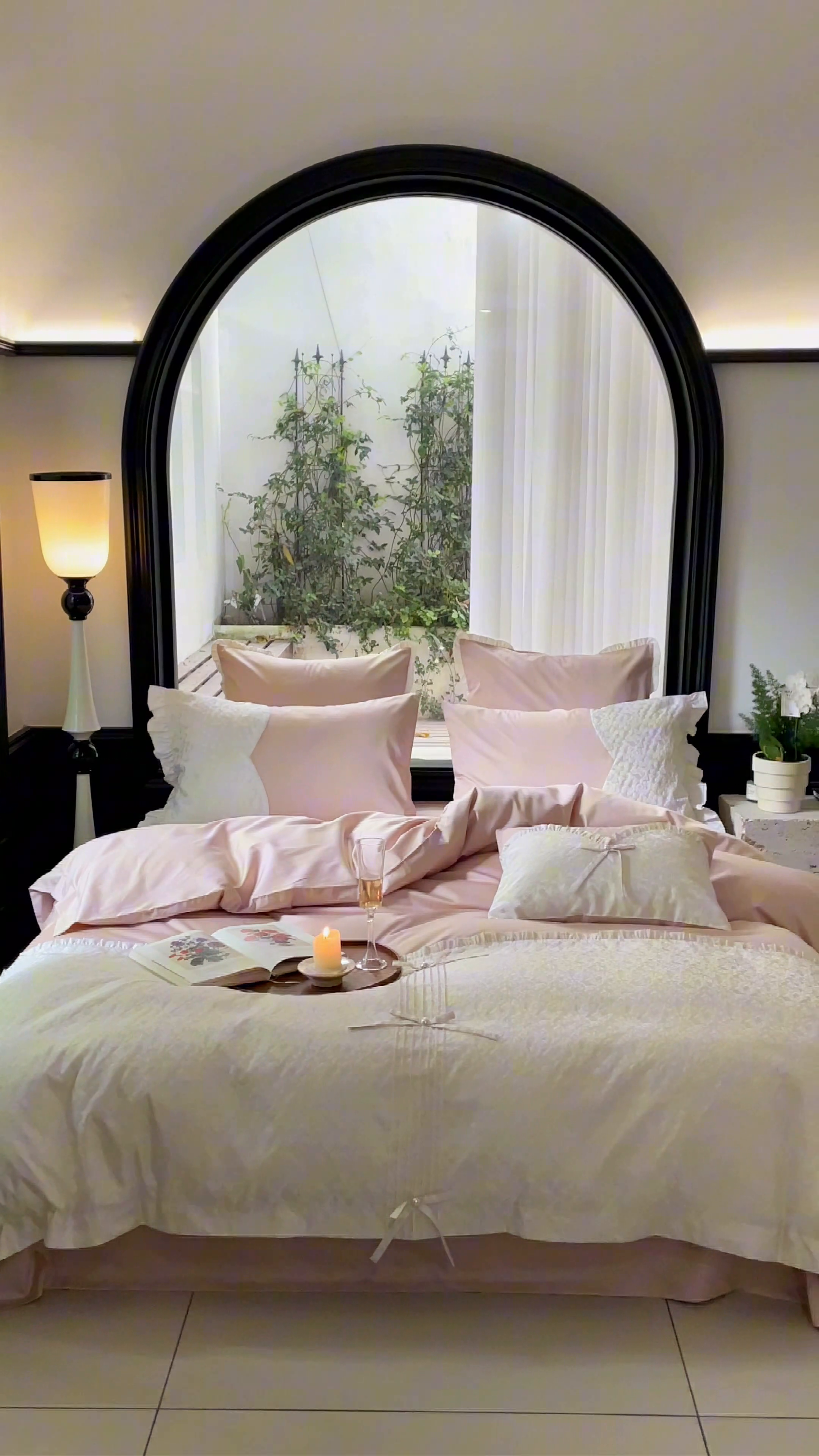 91家纺网 家纺一手货源 找家纺 优然居家纺 2023秋冬新品澳棉拼接刺绣工艺四件套-妮可 妮可-粉