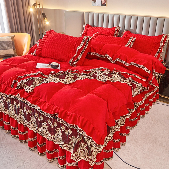 91家纺网 家纺一手货源 找家纺 虹星家纺 2023新款牛奶绒夹棉蕾丝可拆卸床裙系列四件套 梦幻巴黎 大红