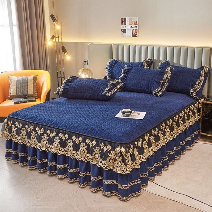 91家纺网 家纺一手货源 找家纺 虹星家纺 2023新款牛奶绒夹棉蕾丝可拆卸床裙系列单床裙 梦幻巴黎 宝蓝