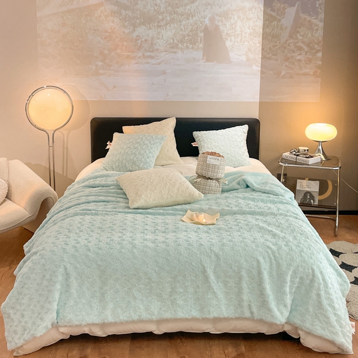 91家纺网 家纺一手货源 找家纺 秀色 2025新款A类冬季600g双面加厚保暖兔毛毯子午睡空调毯沙发毯盖毯-朵拉 朵拉-天青蓝