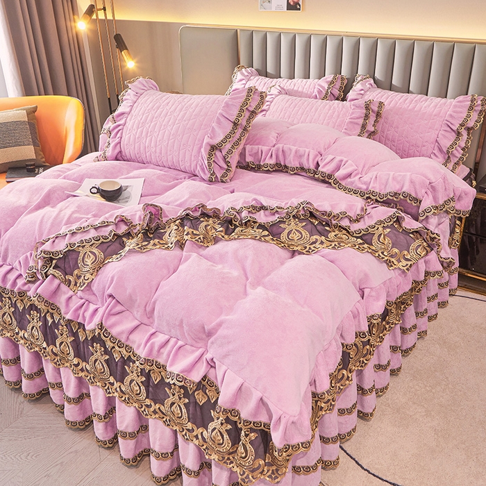 91家纺网 家纺一手货源 找家纺 虹星家纺 2023新款牛奶绒夹棉蕾丝可拆卸床裙系列四件套 梦幻巴黎 柔紫