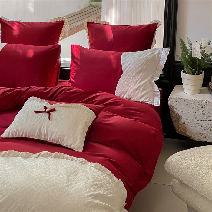 91家纺网 家纺一手货源 找家纺 优然居家纺 2023秋冬新品澳棉拼接刺绣工艺四件套-妮可 妮可-红