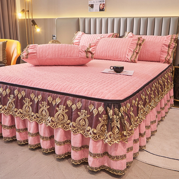 91家纺网 家纺一手货源 找家纺 虹星家纺 2023新款牛奶绒夹棉蕾丝可拆卸床裙系列单床裙 梦幻巴黎 蜜玉