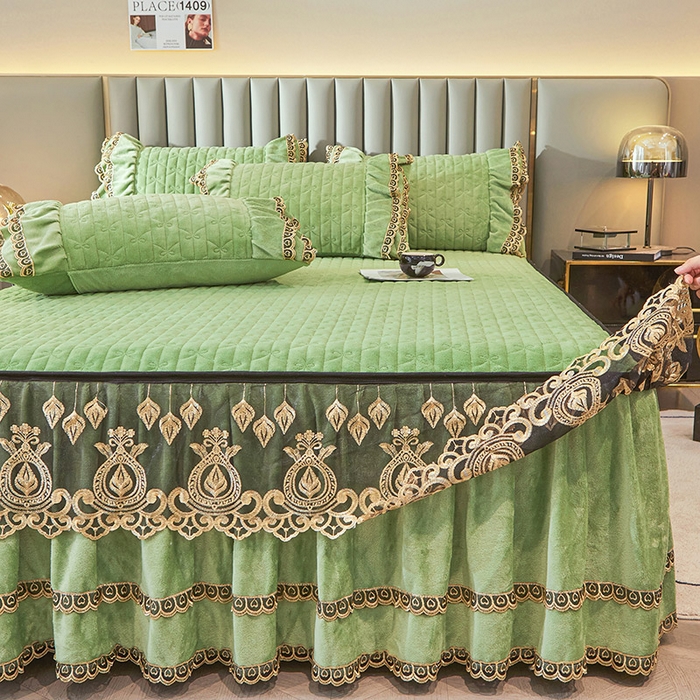 91家纺网 家纺一手货源 找家纺 虹星家纺 2023新款牛奶绒夹棉蕾丝可拆卸床裙系列单床裙 梦幻巴黎 果绿