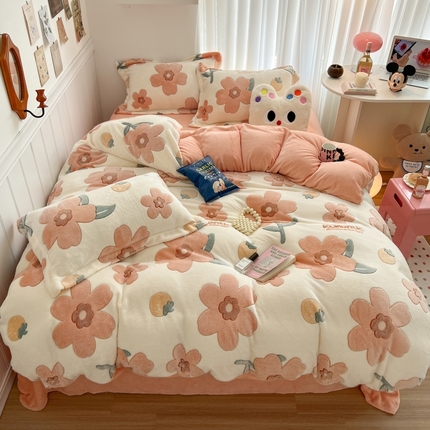 91家纺网 家纺一手货源 找家纺 （总）顾里家纺 2023新款ins韩风∙立体牛奶雪花绒系列四件套