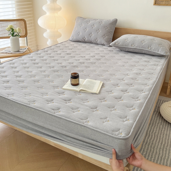 91家纺网 家纺一手货源 找家纺 尊康家纺（原磊科） 2024新款全棉色织大豆夹棉床笠防水床笠-浓情蜜意 灰色