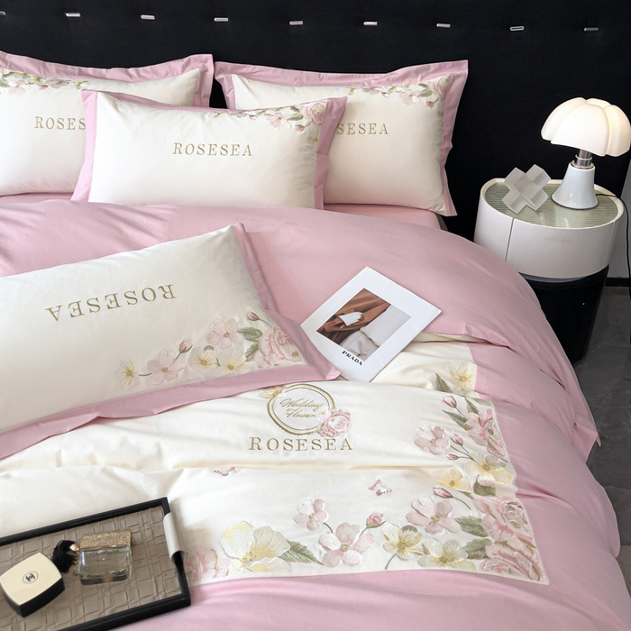 91家纺网 家纺一手货源 找家纺 安妮家居 2023新款舒适亲肤全棉磨毛刺绣四件套-妮莎 妮莎-奶白粉