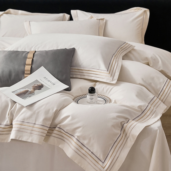 91家纺网 家纺一手货源 找家纺 安妮家居 2023新款全棉轻磨毛刺绣四件套-奥斯汀 奶昔白