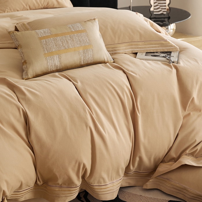 91家纺网 家纺一手货源 找家纺 安妮家居 2023新款全棉轻磨毛刺绣四件套-奥斯汀 香槟金