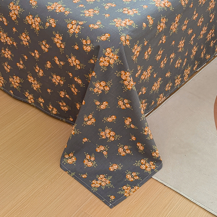 91家纺网 家纺一手货源 找家纺 元元被芯 2023新款全棉直角印花床单 芳菲满园