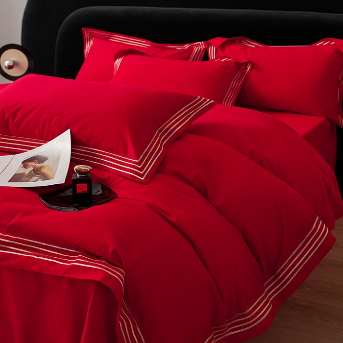 91家纺网 家纺一手货源 找家纺 安妮家居 2023新款全棉轻磨毛刺绣四件套-奥斯汀 富贵红