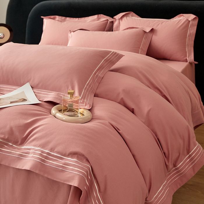 91家纺网 家纺一手货源 找家纺 安妮家居 2023新款全棉轻磨毛刺绣四件套-奥斯汀 豆沙粉