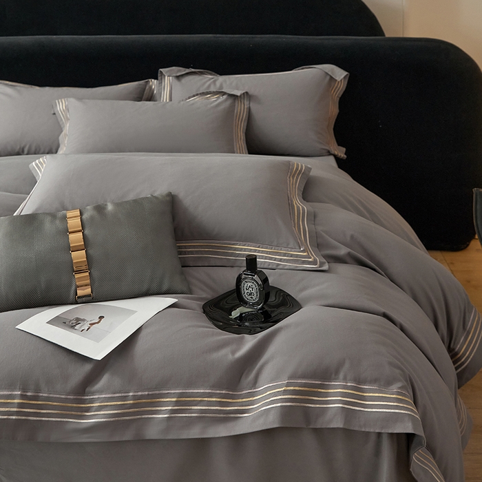 91家纺网 家纺一手货源 找家纺 安妮家居 2023新款全棉轻磨毛刺绣四件套-奥斯汀 高级灰