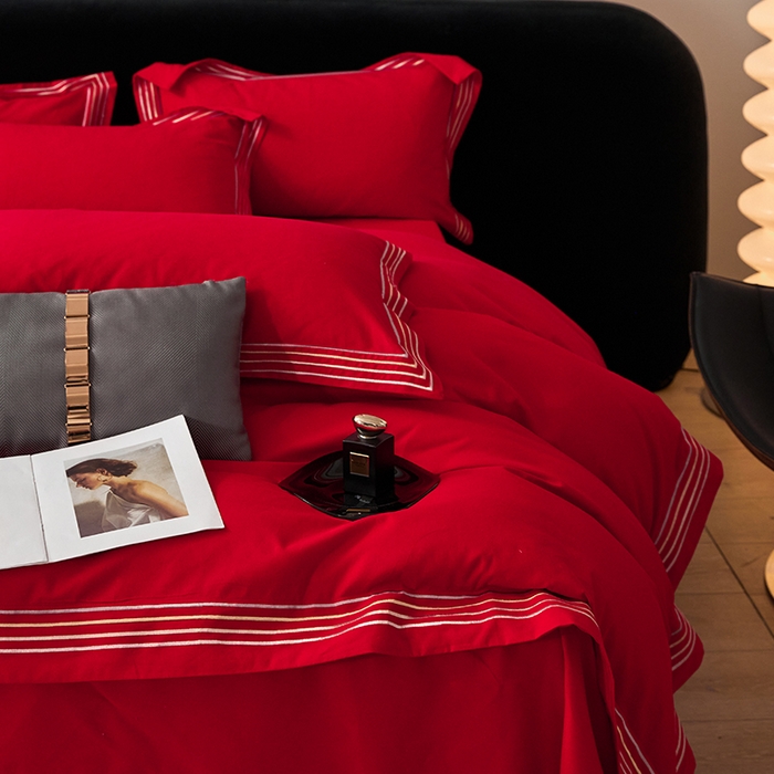 91家纺网 家纺一手货源 找家纺 安妮家居 2023新款全棉轻磨毛刺绣四件套-奥斯汀 富贵红