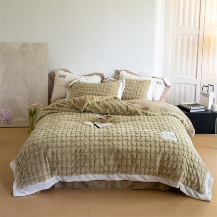 91家纺网 家纺一手货源 找家纺 名品优仓 2023新款A面兔毛绒B面牛奶绒系列四件套-布兰妮 抹茶绿