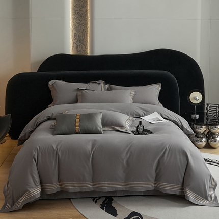 91家纺网 家纺一手货源 找家纺 安妮家居 2023新款全棉轻磨毛刺绣四件套-奥斯汀 高级灰