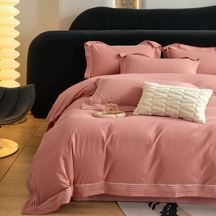 91家纺网 家纺一手货源 找家纺 安妮家居 2023新款全棉轻磨毛刺绣四件套-奥斯汀 豆沙粉