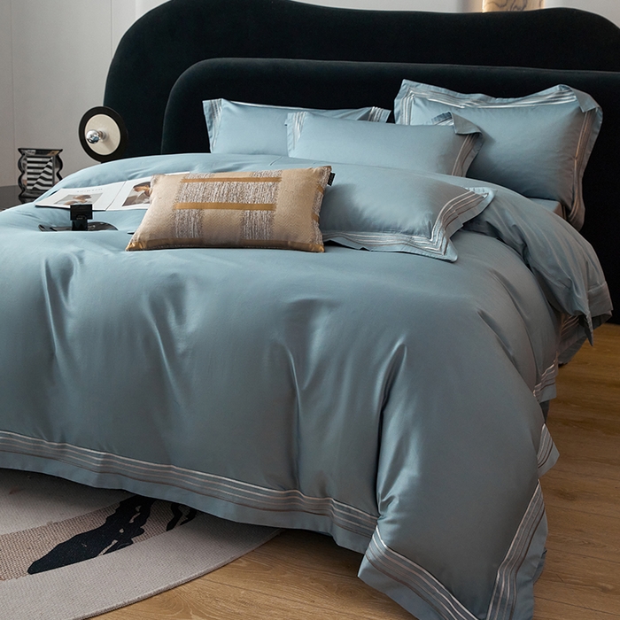 91家纺网 家纺一手货源 找家纺 安妮家居 2023新款全棉轻磨毛刺绣四件套-奥斯汀 蔚蓝