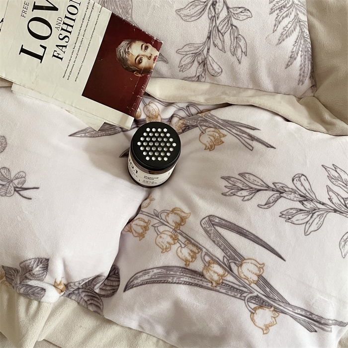 91家纺网 家纺一手货源 找家纺 （总） 2023秋冬新品加厚婴儿绒宝宝绒獭兔绒230克洛克短绒四件套