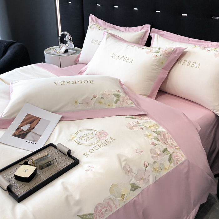 91家纺网 家纺一手货源 找家纺 安妮家居 2023新款舒适亲肤全棉磨毛刺绣四件套-妮莎 妮莎-奶白粉