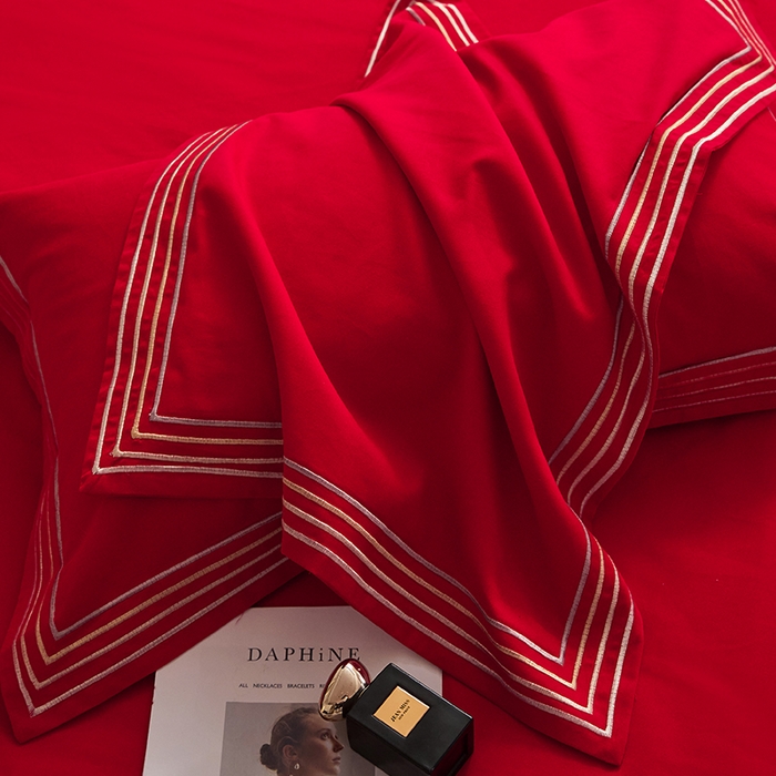 91家纺网 家纺一手货源 找家纺 安妮家居 2023新款全棉轻磨毛刺绣四件套-奥斯汀 富贵红