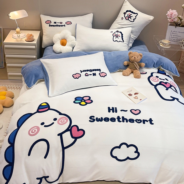 91家纺网 家纺一手货源 找家纺 懒猫家纺 2024新款牛奶绒毛巾绣四件套 萌宠