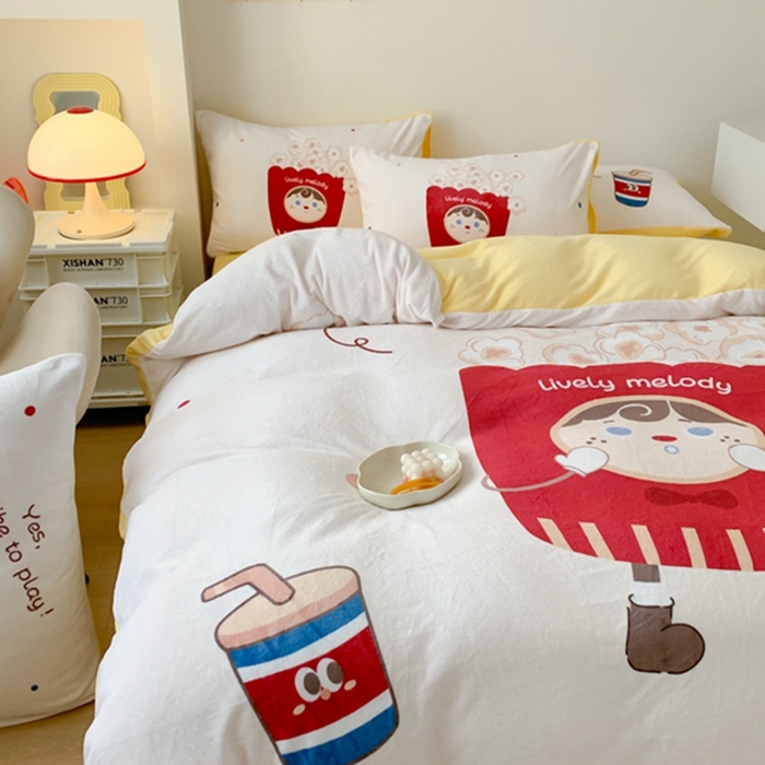 91家纺网 家纺一手货源 找家纺 澳萝拉2023新款大版数码牛奶绒五件套配送同款小抱枕 爆米花