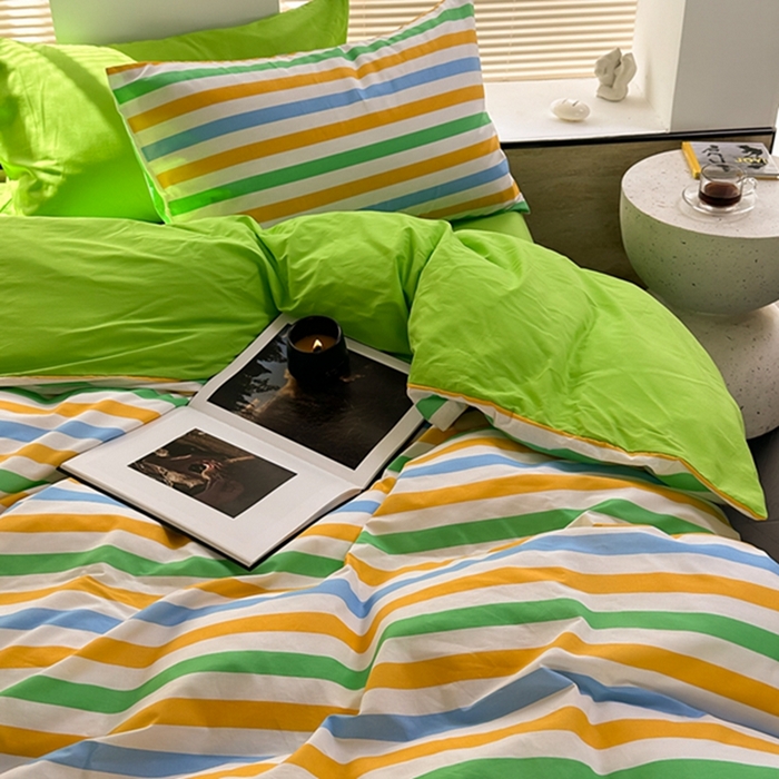 91家纺网 家纺一手货源 找家纺 洋铭区（原狠狠爱） 2023新款全棉水洗棉多巴胺条纹四件套 多巴胺黄蓝绿条