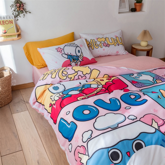 91家纺网 家纺一手货源 找家纺 璞素家居 2023新款可爱卡通动漫二次元插画涂鸦风聚酯纤维四件套 桃花朵朵