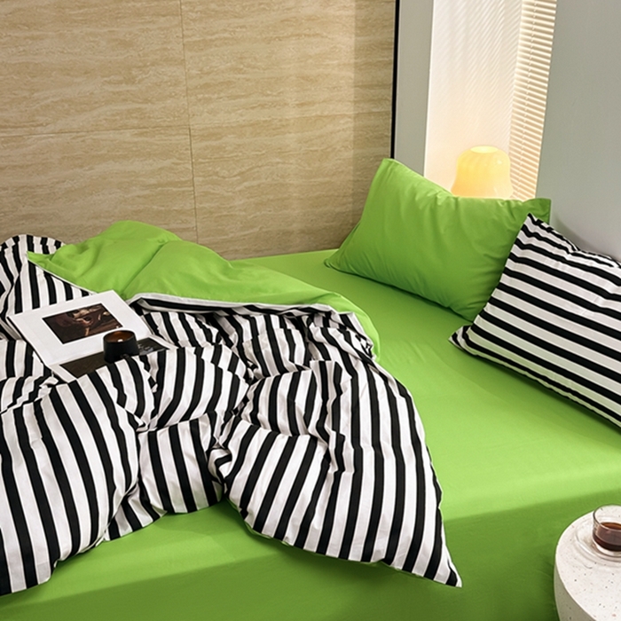 91家纺网 家纺一手货源 找家纺 洋铭区（原狠狠爱） 2023新款全棉水洗棉多巴胺条纹四件套 多巴胺黑白条