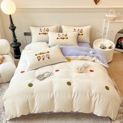 91家纺网 家纺一手货源 找家纺 （总）懒猫家纺 2024新款牛奶绒毛巾绣四件套