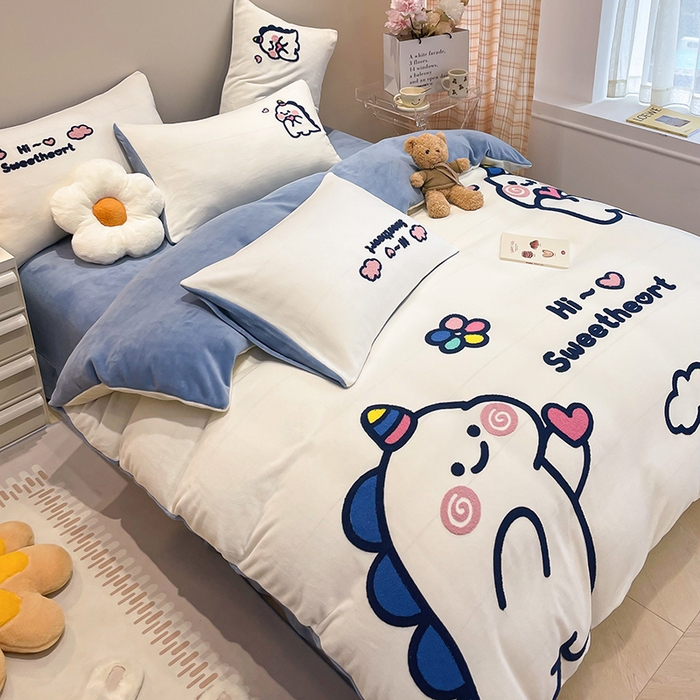 91家纺网 家纺一手货源 找家纺 懒猫家纺 2024新款牛奶绒毛巾绣四件套 萌宠