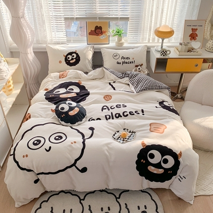 澳萝拉2023新款大版数码牛奶绒五件套配送同款小抱枕 黑煤球