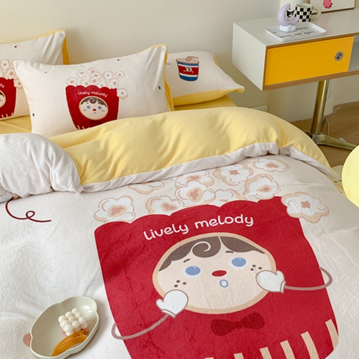 91家纺网 家纺一手货源 找家纺 澳萝拉2023新款大版数码牛奶绒五件套配送同款小抱枕 爆米花