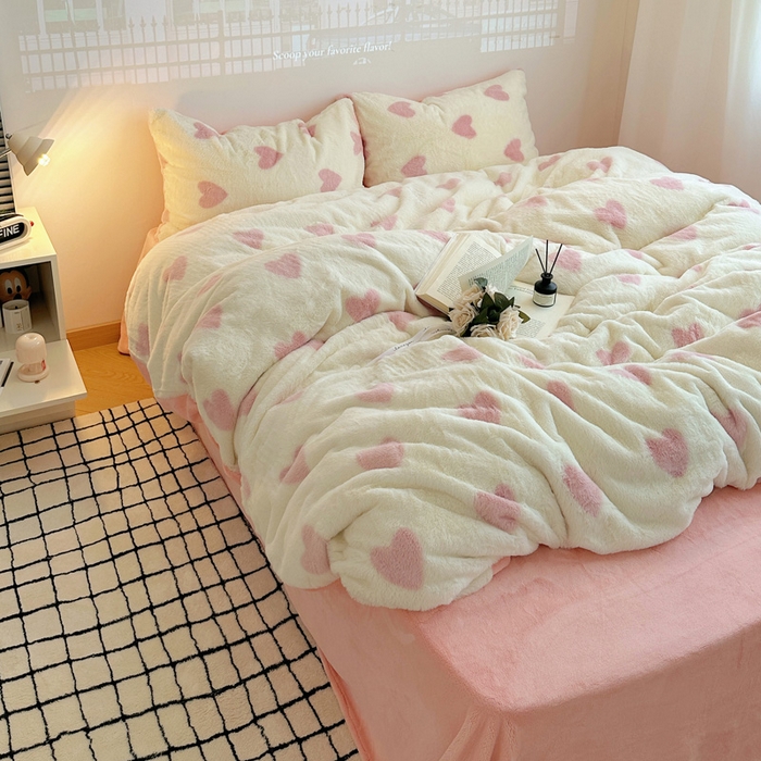 91家纺网 家纺一手货源 找家纺 （总）雅居纺家纺 2023新款兔毛印花牛奶绒四件套