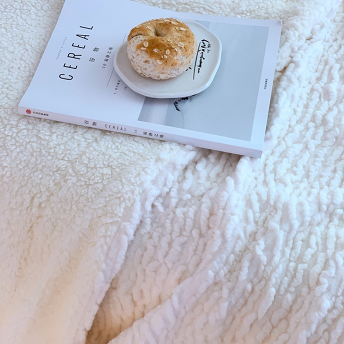 91家纺网 家纺一手货源 找家纺 昔可家纺 2023云朵绒毯 奶白色