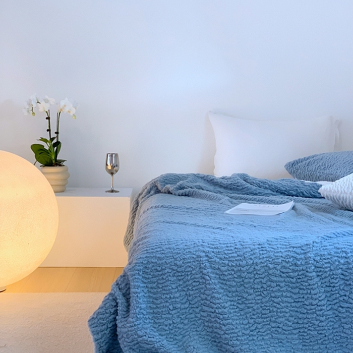 91家纺网 家纺一手货源 找家纺 昔可家纺 2023云朵绒毯 湖水蓝