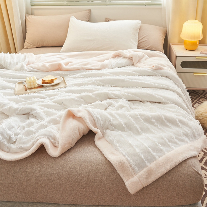 91家纺网 家纺一手货源 找家纺 吾诺家居 2023新款流苏绒双层多功能毯 米白流苏毯