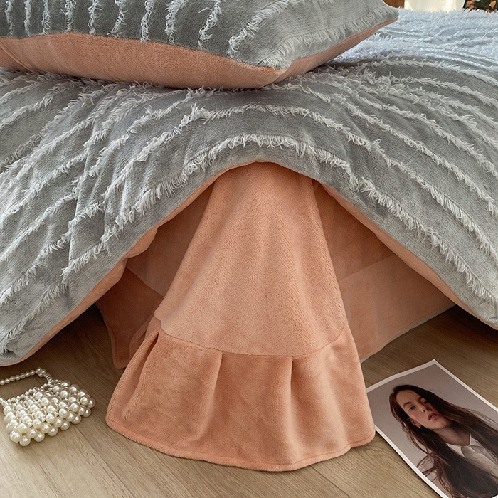 91家纺网 家纺一手货源 找家纺 吾诺家居 2023新款保暖流苏绒牛奶绒四件套 流苏浅灰