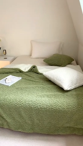 91家纺网 家纺一手货源 找家纺 昔可家纺 2023云朵绒毯 松叶绿