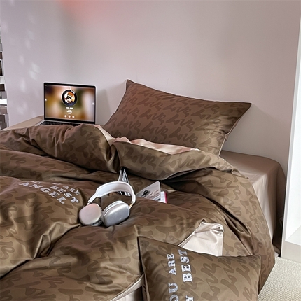 91家纺网 家纺一手货源 找家纺 （总）2023新款50s缎纹数码印花长绒棉四件套-love系列