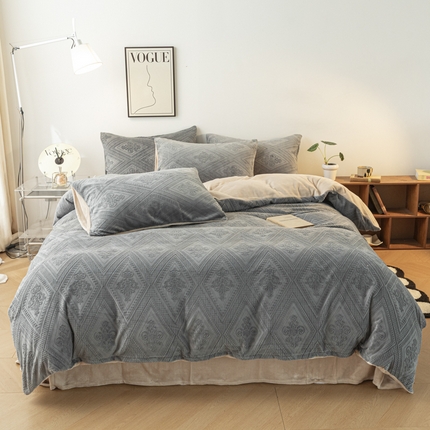 91家纺网 家纺一手货源 找家纺 （总）寐眠 2023新款牛奶绒剪花四件套（菱格）