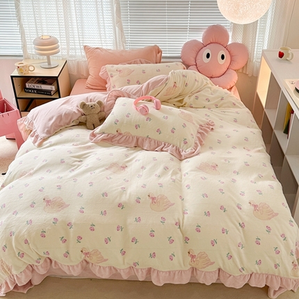 昔可家纺 2023新款花边款牛奶绒四件套 天鹅玫瑰