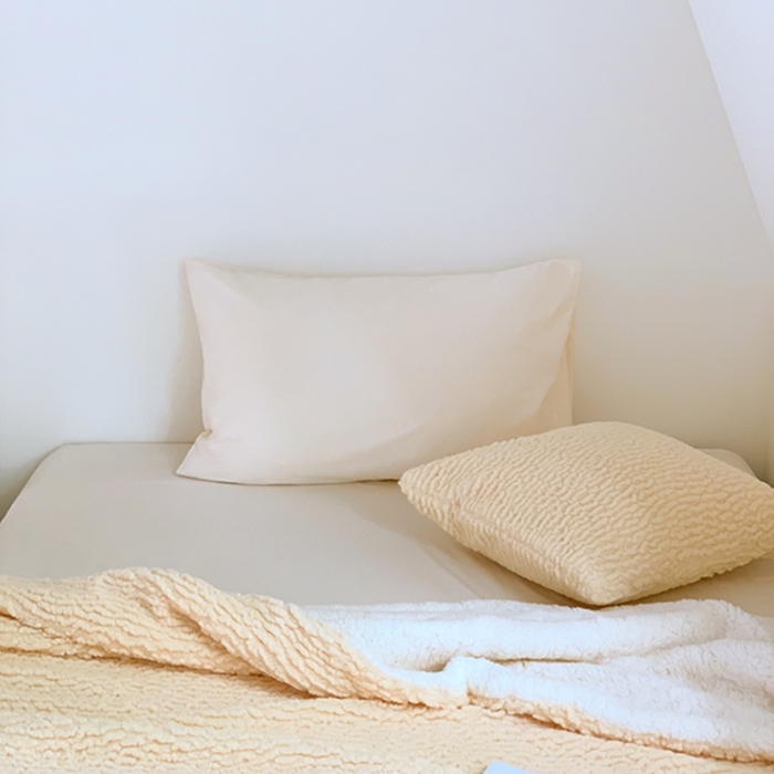 91家纺网 家纺一手货源 找家纺 昔可家纺 2023云朵绒毯 奶油黄